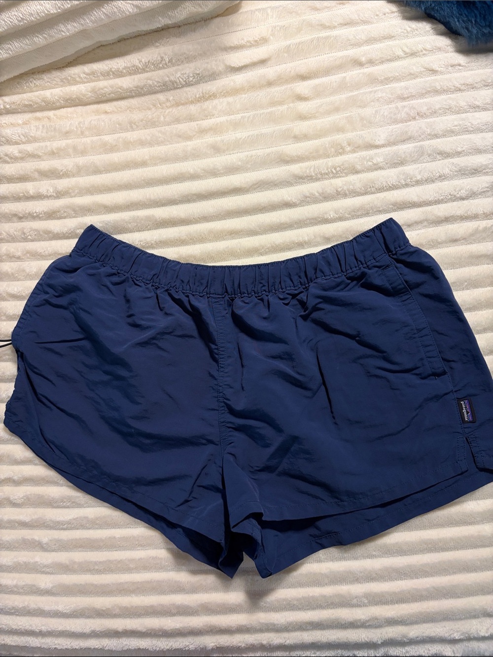 Patagonia barely baggies women large